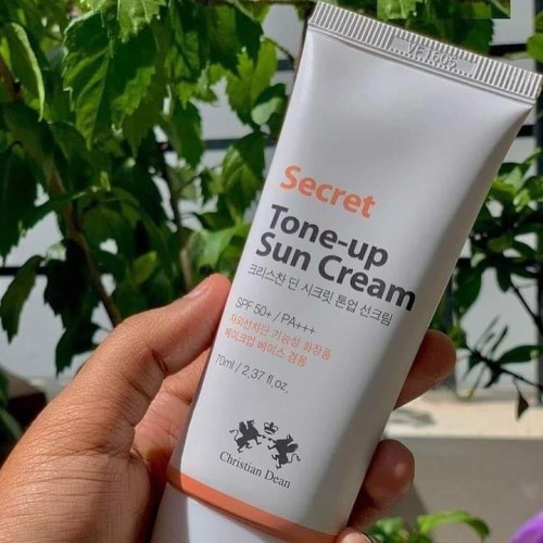 Christian Dean Tone Up Sunscreen