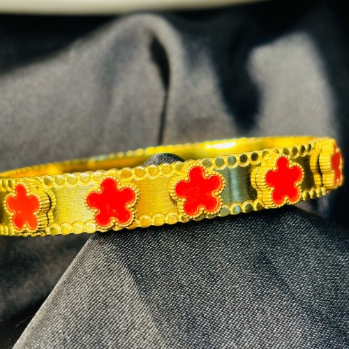 Five Clove Bangle Braclate