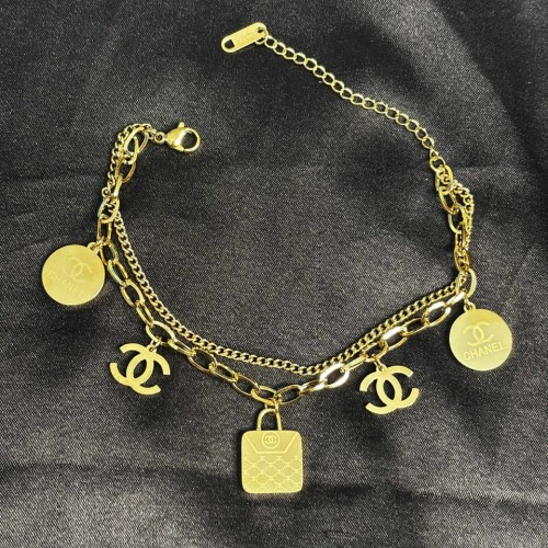 Chanel One Layer Chain Braclate