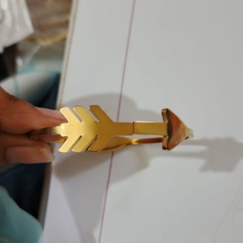 Arrow Style Braclate