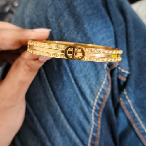 Dior Gold Platted Braclate