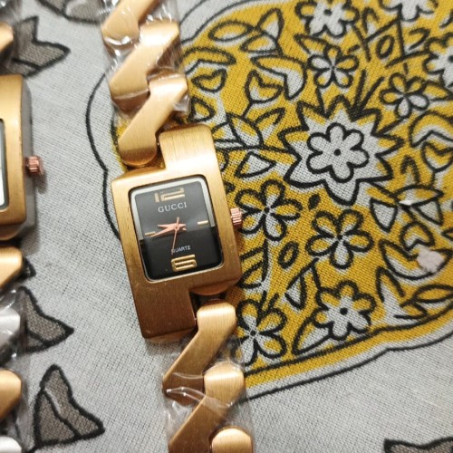 Gucci Zigzag Watch