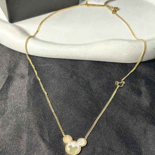 Dall Neckpiece