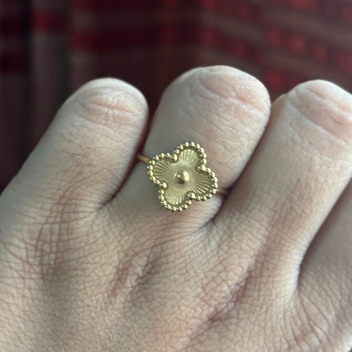 Clove Finger Ring