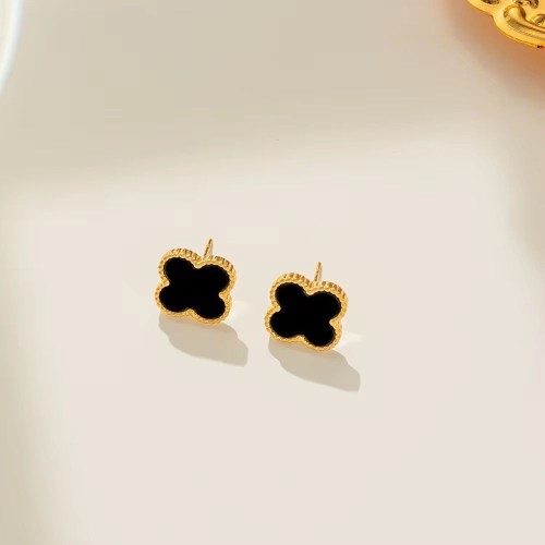 1Clove Earing