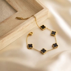 Clove Chain Bracelate