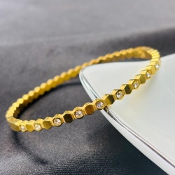 Simple Stone Braclate